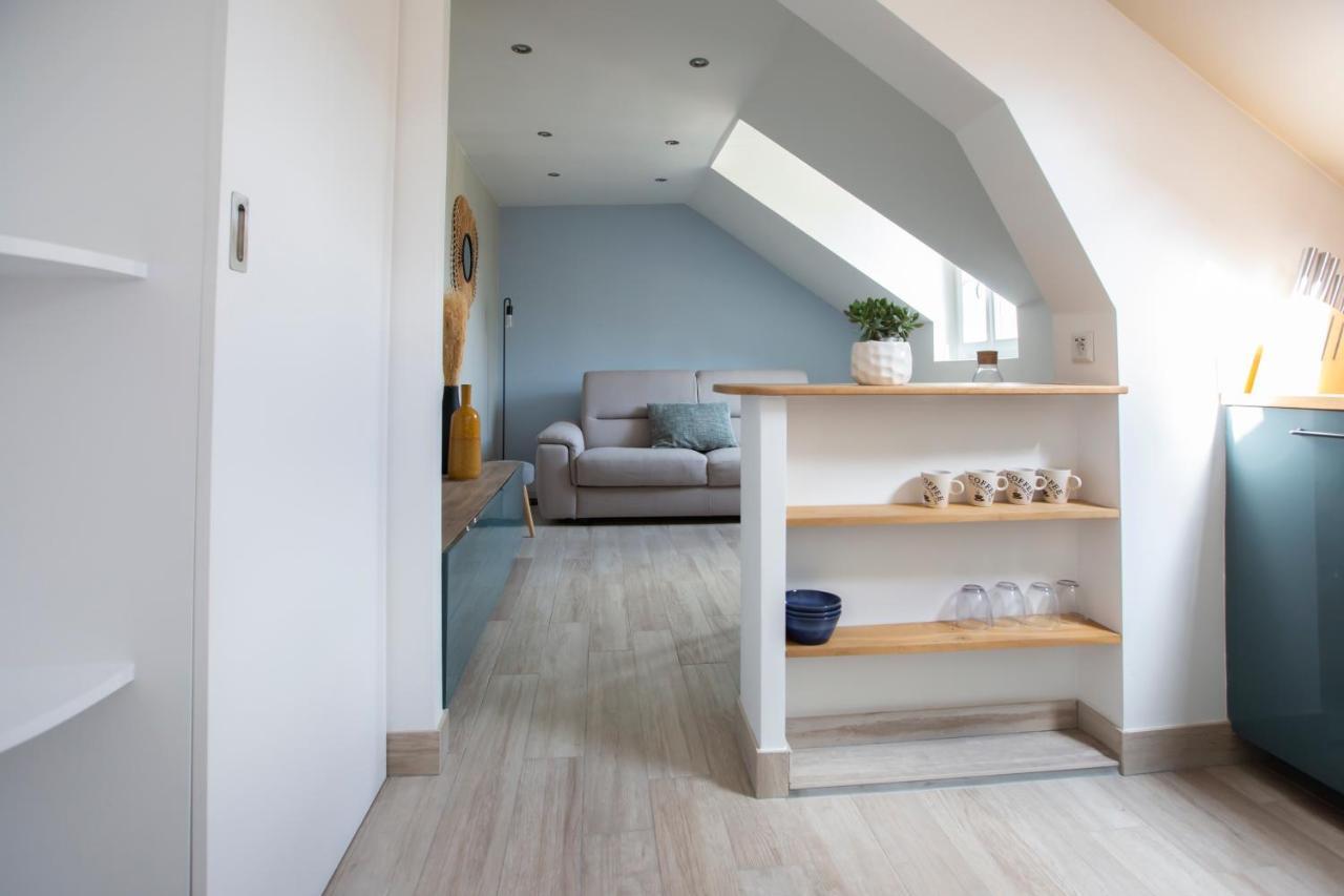 Modern Apartement In The City Center. Πουασί Εξωτερικό φωτογραφία